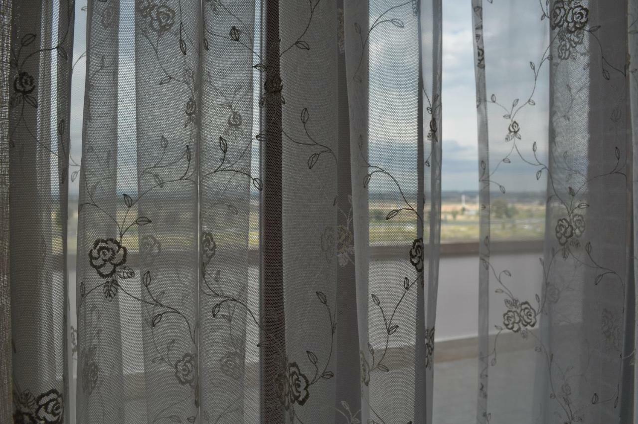 Giramondo Gold Airport Фиумичино Екстериор снимка